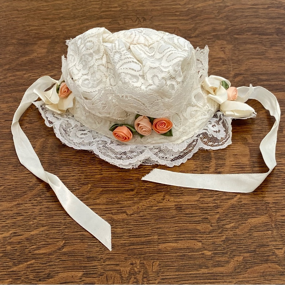 VINTAGE ANTIQUE BABY LACE ROSES RIBBON BONNET CAP NOSTALGIC DOLL HAT